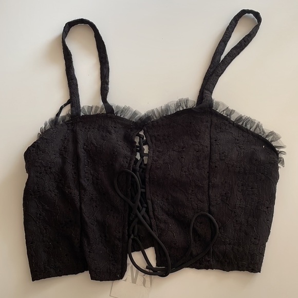 NWT Zara Black Lace Trip Lace Up Crop top in size L - Picture 2 of 6